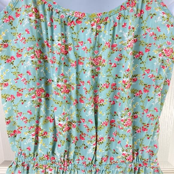 Floral Romper Forever 21 Size Small Green Pink - Picture 4 of 7